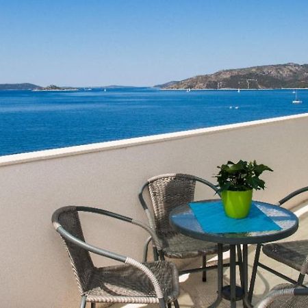 Apartmani Stine Donji Okrug  Exteriör bild