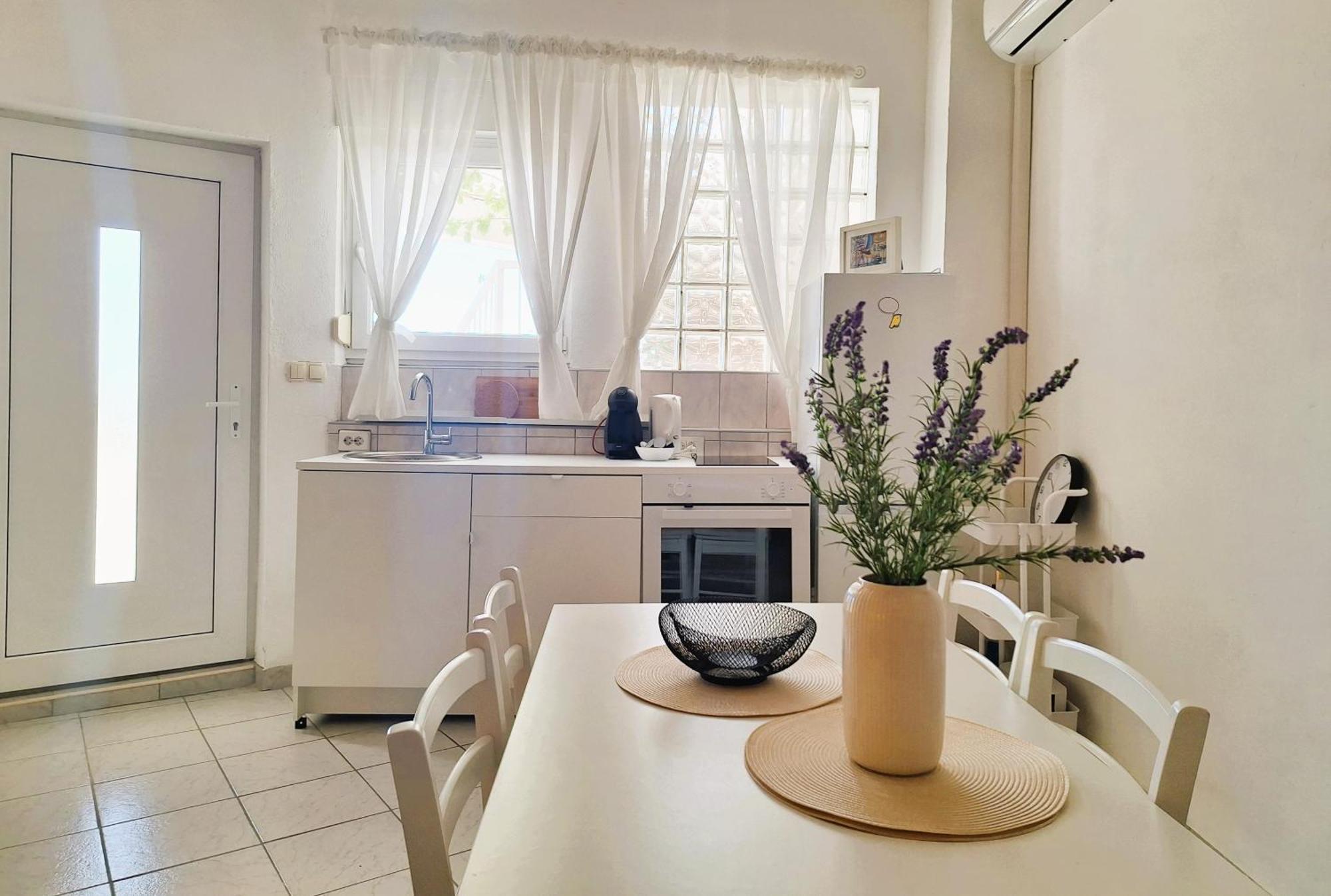 Apartmani Stine Donji Okrug  Exteriör bild